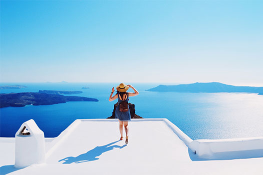 La belleza del mar Egeo, islas griegas. EworldCruises.com La belleza del mar Egeo, islas griegas. EworldCruises.com